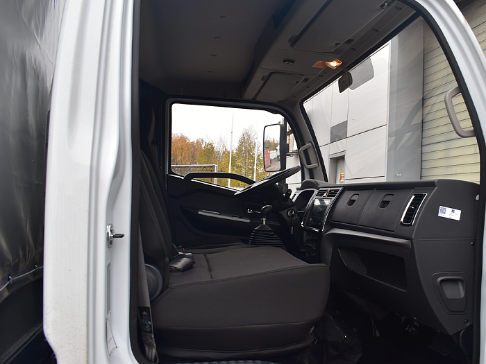 Тентованный фургон DongFeng Z55L